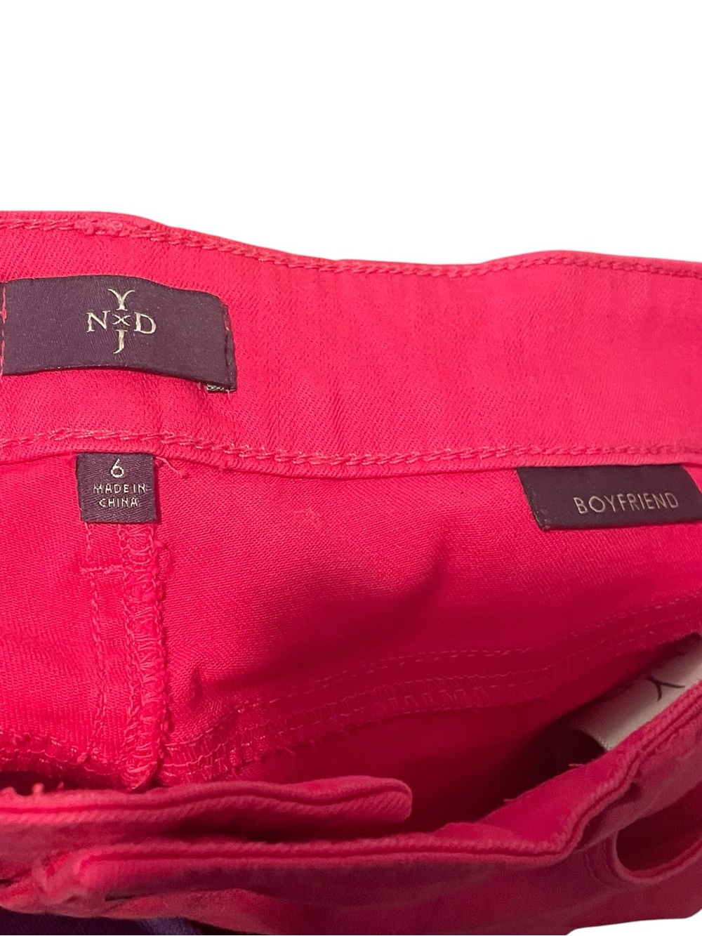 NYDJ Boyfriend Jeans - Hot Pink - Size 6 - Stretch Denim - Picture 4 of 6